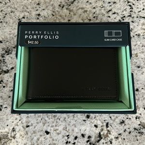 Perry Ellis Men’s Slim Card Case - Leather - Black